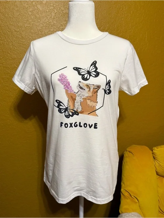 Foxglove Original Digital Art Graphic Tee - Picture 2 of 9